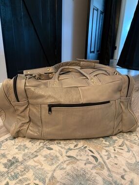 Men's grey genuine  Leather Duffel Bag with Multiple Pockets
